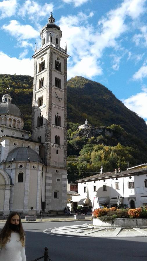 B&B Da Lori Tirano Buitenkant foto